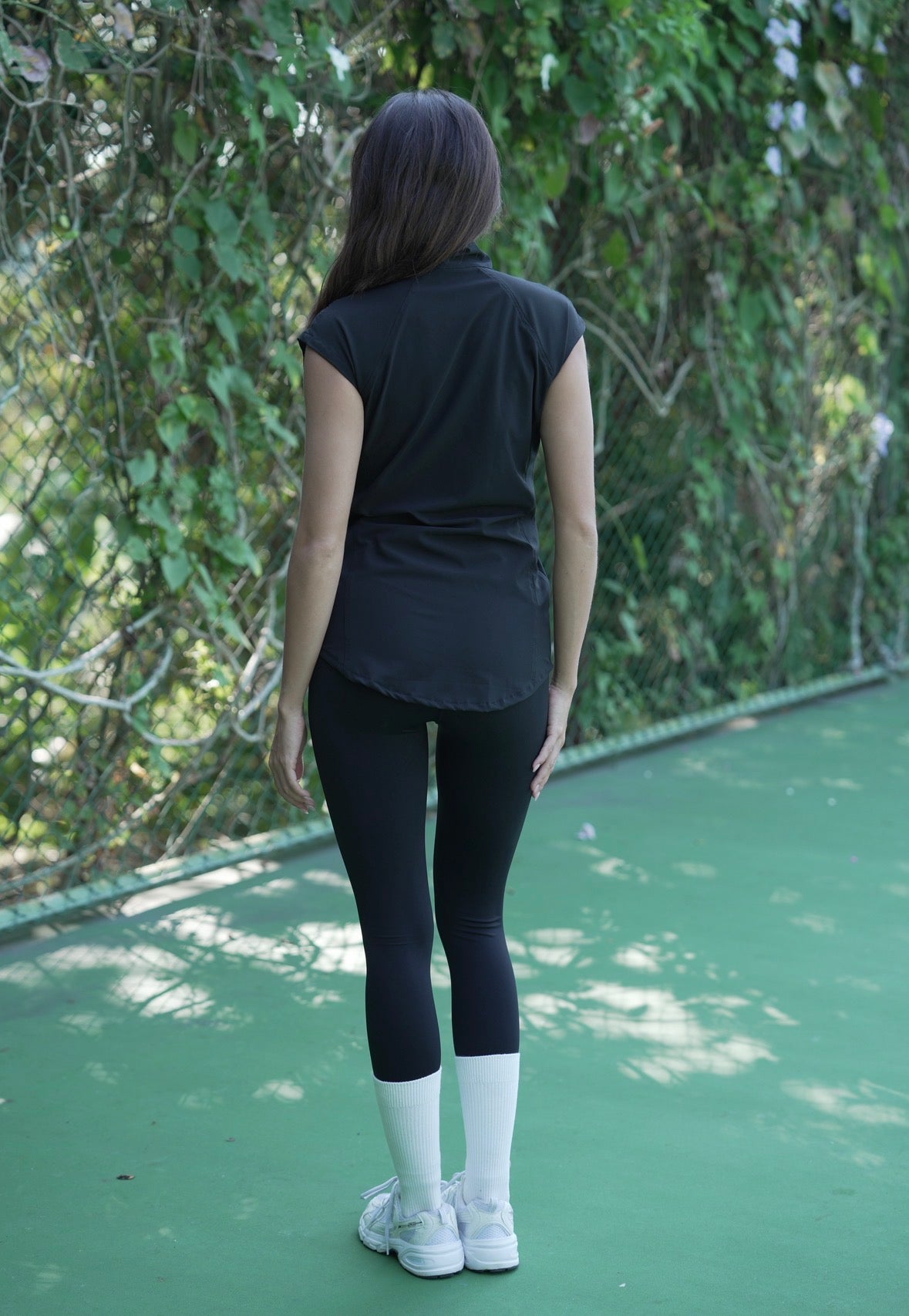 LYT Vest- Black