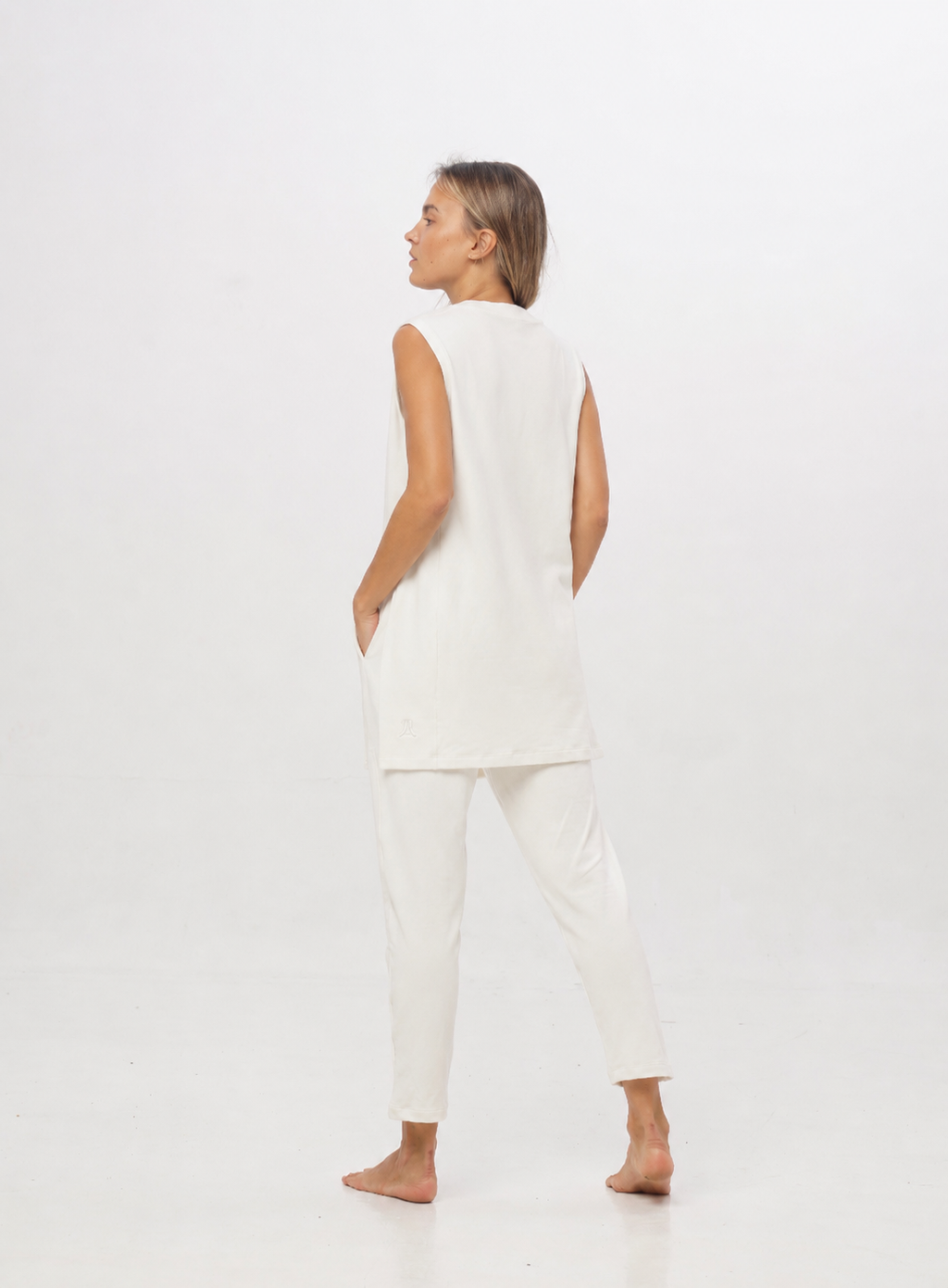 Creme Cloud Lyt Wear